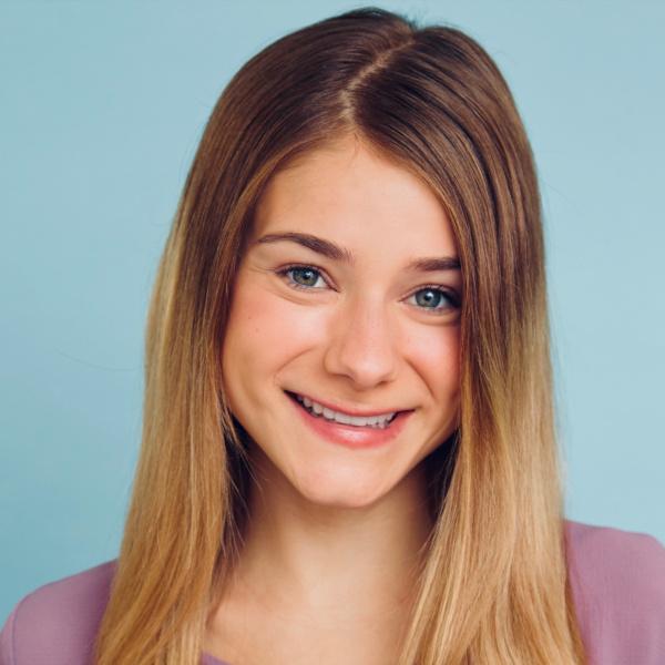 Claire Riffle - The Second City